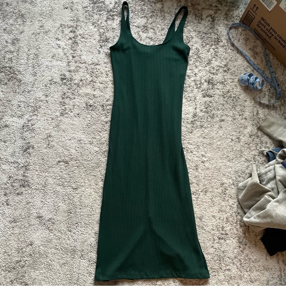 Urban Outfitters - Forest green ribbed bodycon dress